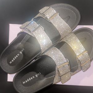 madden girl Teddy-Rhinestone Sandal